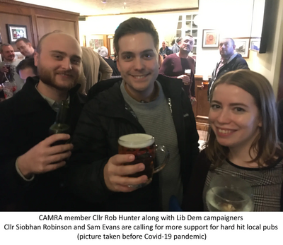 Rob, Siobhan, Sam pub